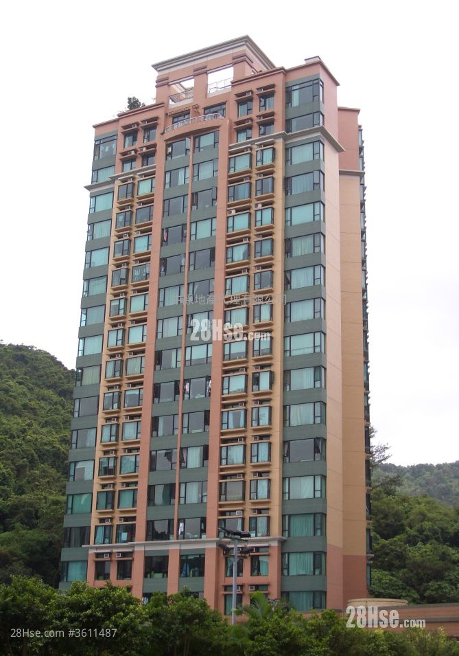 曉峰園 租盤 4 房 , 2 浴室 820 平方呎 曉峰園 租盤 4 房 , 2 浴室 820 平方呎