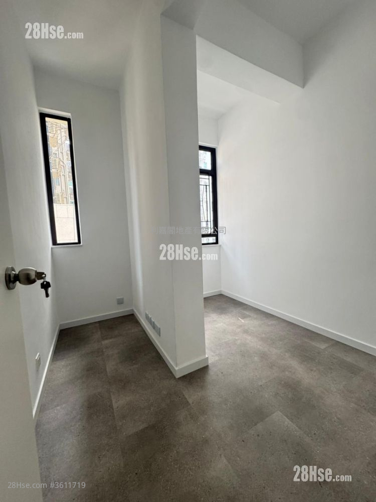 124B Waterloo Road Rental 2 Bedrooms , 1 Bathroom 380 ft² 124B Waterloo Road Rental 2 Bedrooms , 1 Bathroom 380 ft²