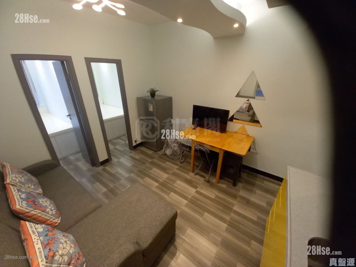 Chung Wo Building Rental 2 Bedrooms 312 ft² Chung Wo Building Rental 2 Bedrooms 312 ft²