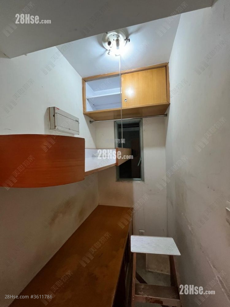 The Victoria Towers Sell 3 Bedrooms 894 ft² The Victoria Towers Sell 3 Bedrooms 894 ft²