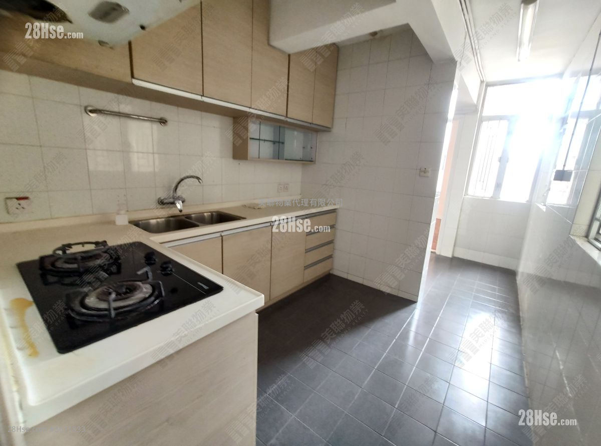 Everwell Garden Sell 4 Bedrooms , 3 Bathrooms 1,496 ft² Everwell Garden Sell 4 Bedrooms , 3 Bathrooms 1,496 ft²