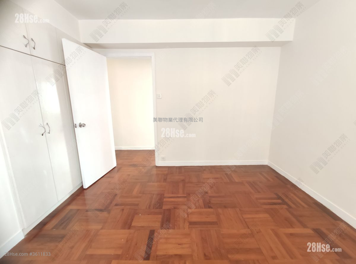 Everwell Garden Sell 4 Bedrooms , 3 Bathrooms 1,496 ft² Everwell Garden Sell 4 Bedrooms , 3 Bathrooms 1,496 ft²