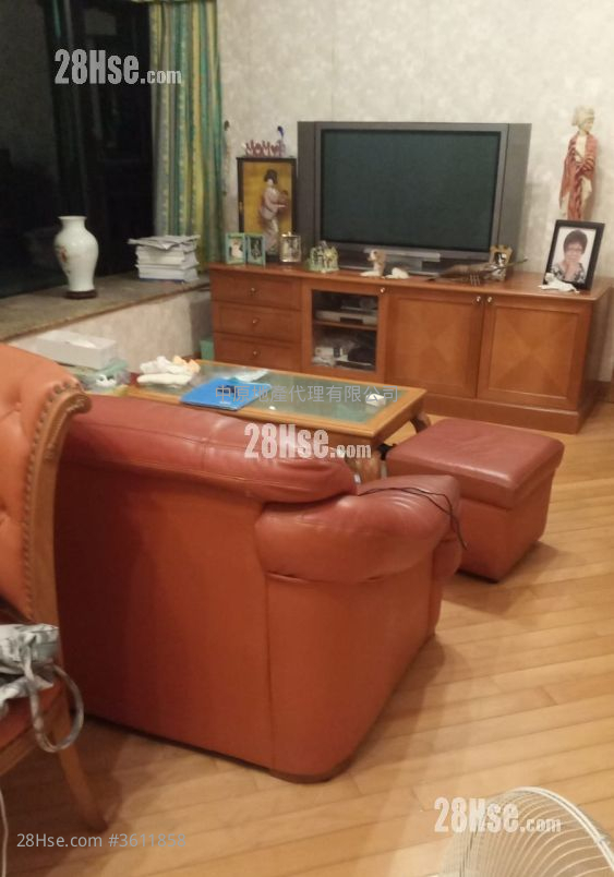 曉峰園 租盤 3 房 , 2 浴室 820 平方呎