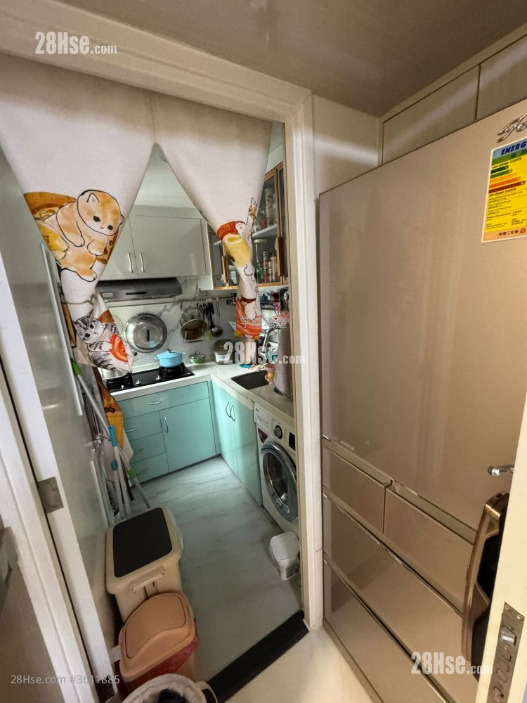 Hoi Lok Court Sell 3 Bedrooms , 1 Bathroom 478 ft² Hoi Lok Court Sell 3 Bedrooms , 1 Bathroom 478 ft²