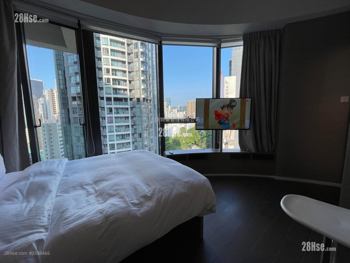 Queen's Cube Rental Studio , 1 Bathroom 307 ft²