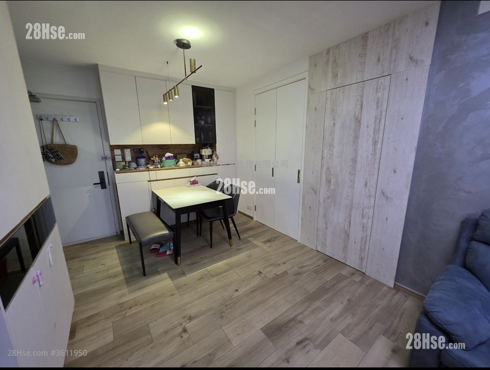 Hoi Lok Court Sell 3 Bedrooms 629 ft² Hoi Lok Court Sell 3 Bedrooms 629 ft²