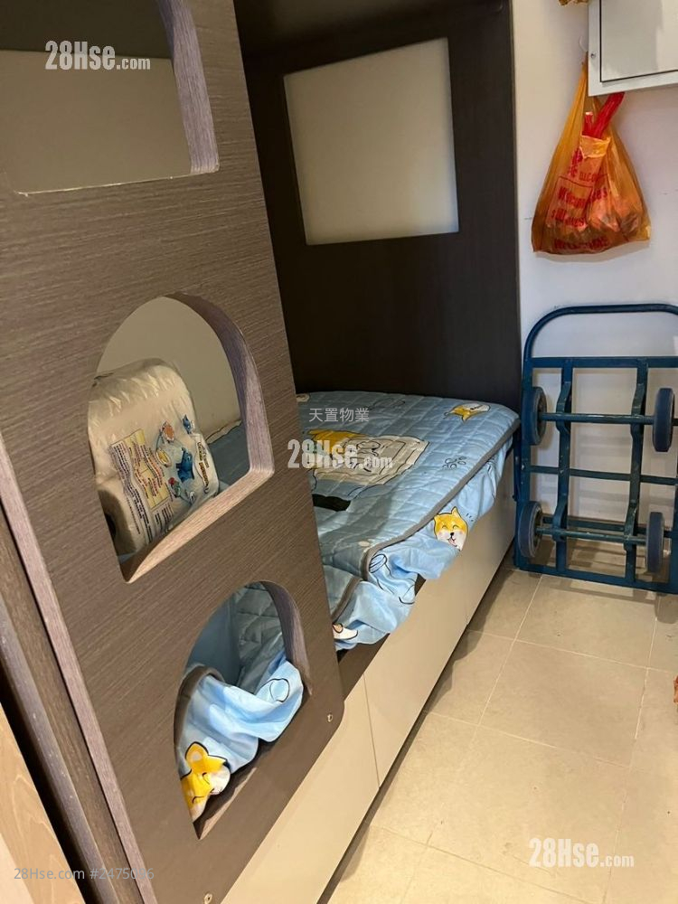Wetland Seasons Park Rental 4 Bedrooms , 2 Bathrooms 673 ft² Wetland Seasons Park Rental 4 Bedrooms , 2 Bathrooms 673 ft²