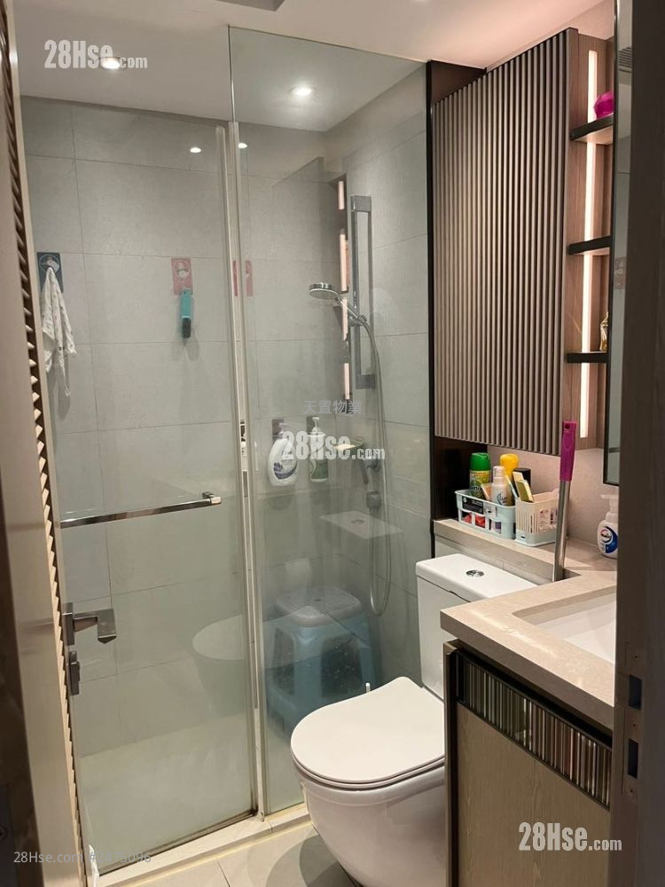 Wetland Seasons Park Rental 4 Bedrooms , 2 Bathrooms 673 ft² Wetland Seasons Park Rental 4 Bedrooms , 2 Bathrooms 673 ft²