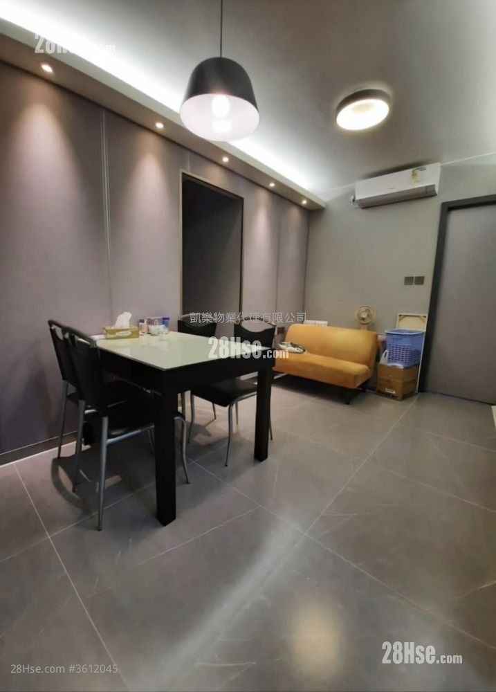 Kwun Tak Court Sell 3 Bedrooms 568 ft² Kwun Tak Court Sell 3 Bedrooms 568 ft²