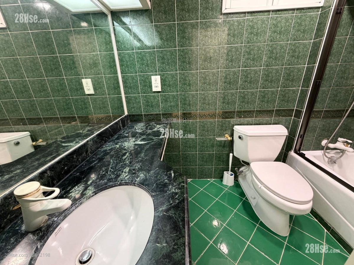 Taikoo Shing Sell 3 Bedrooms , 2 Bathrooms 1,195 ft² Taikoo Shing Sell 3 Bedrooms , 2 Bathrooms 1,195 ft²