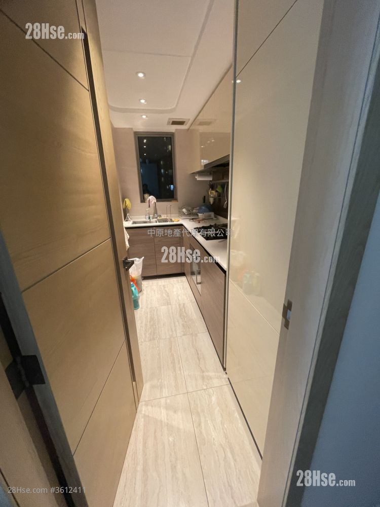 Grand Central Rental 3 Bedrooms , 2 Bathrooms 758 ft² Grand Central Rental 3 Bedrooms , 2 Bathrooms 758 ft²