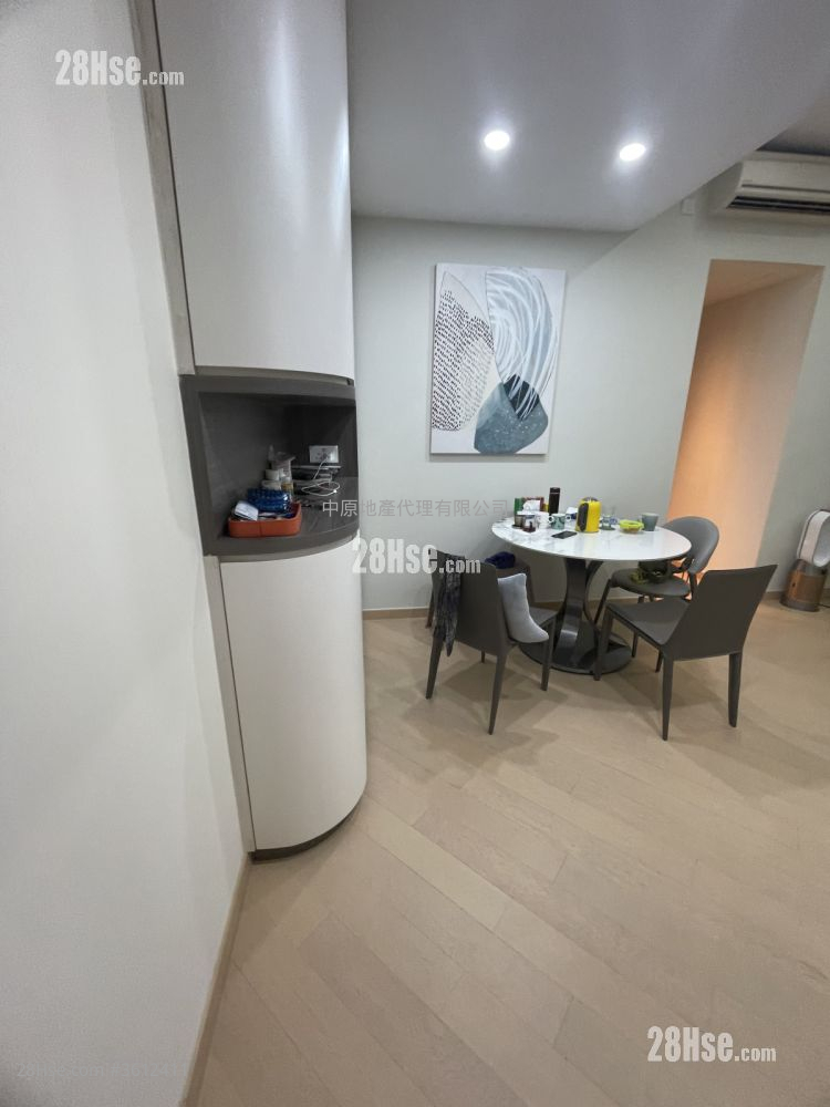 Grand Central Rental 3 Bedrooms , 2 Bathrooms 758 ft² Grand Central Rental 3 Bedrooms , 2 Bathrooms 758 ft²