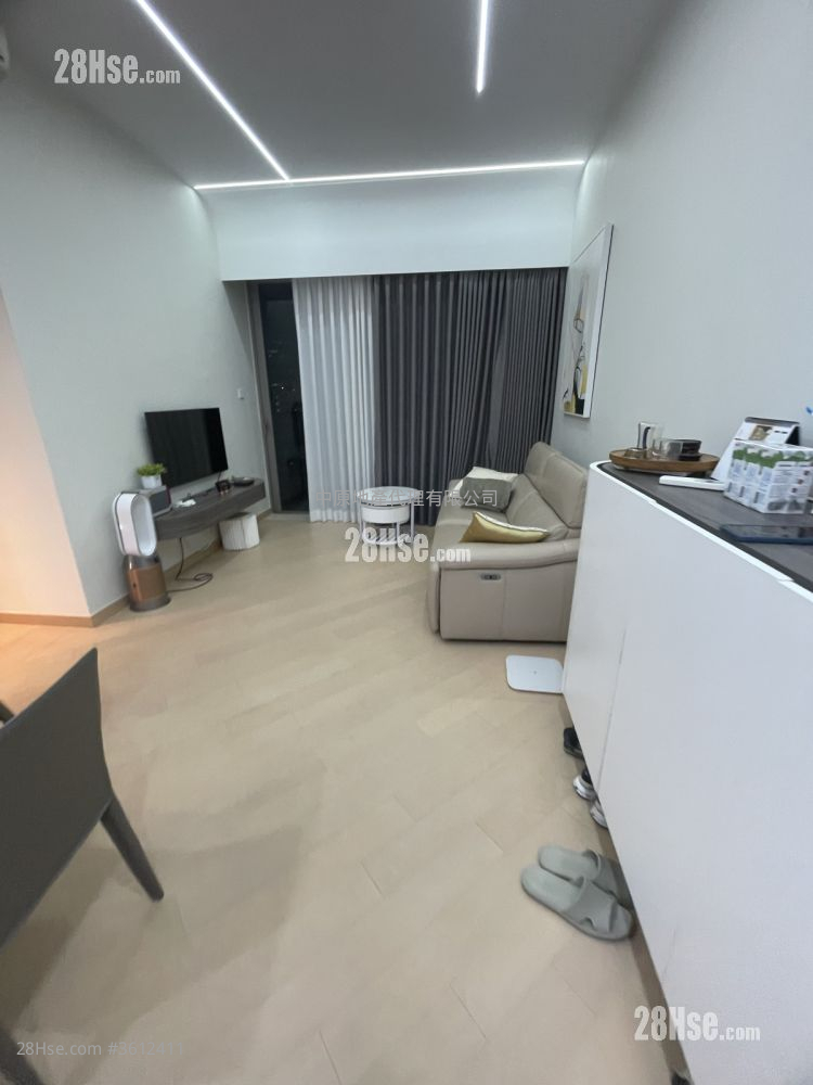 Grand Central Rental 3 Bedrooms , 2 Bathrooms 758 ft² Grand Central Rental 3 Bedrooms , 2 Bathrooms 758 ft²