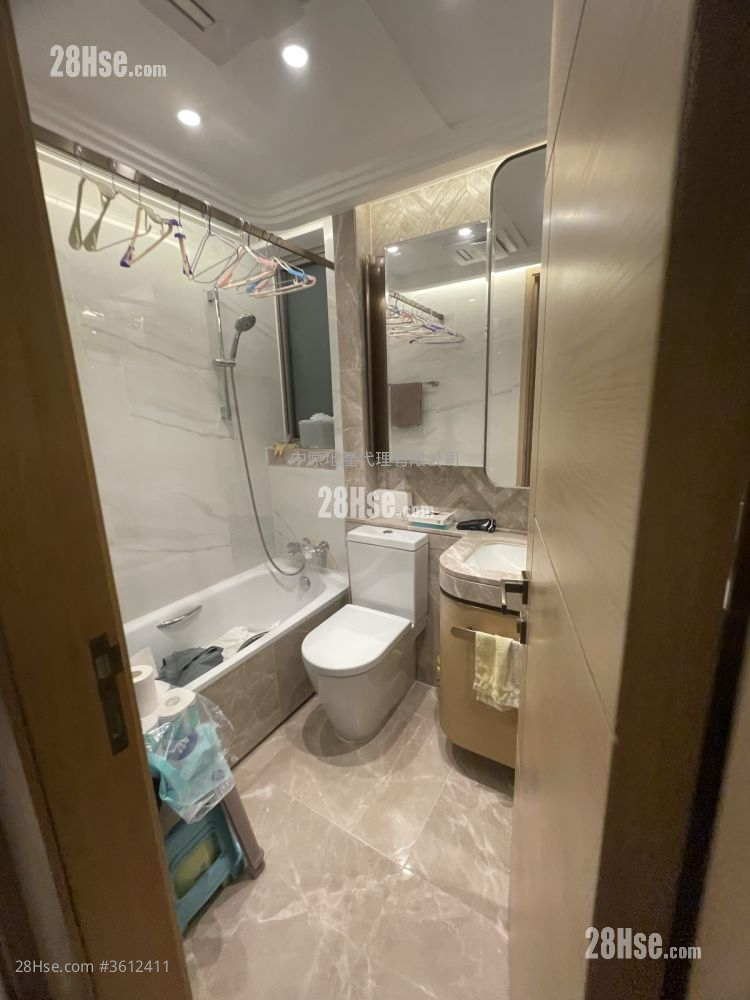 Grand Central Rental 3 Bedrooms , 2 Bathrooms 758 ft² Grand Central Rental 3 Bedrooms , 2 Bathrooms 758 ft²