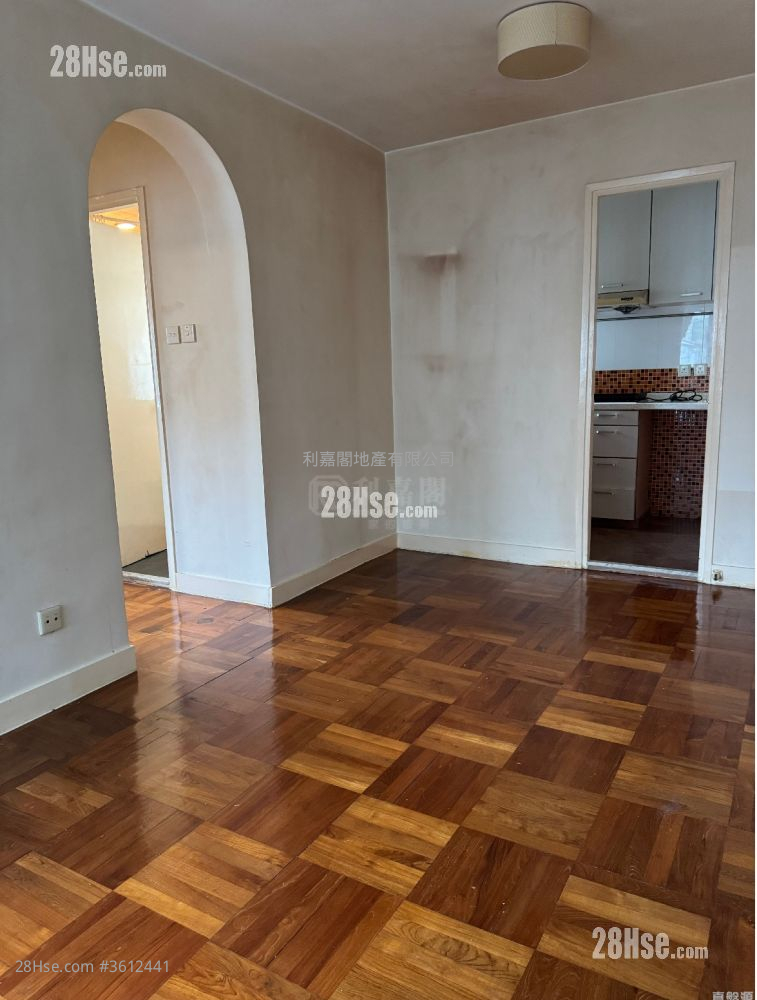 Nan Fung Sun Chuen Sell 2 Bedrooms , 1 Bathroom 391 ft² Nan Fung Sun Chuen Sell 2 Bedrooms , 1 Bathroom 391 ft²