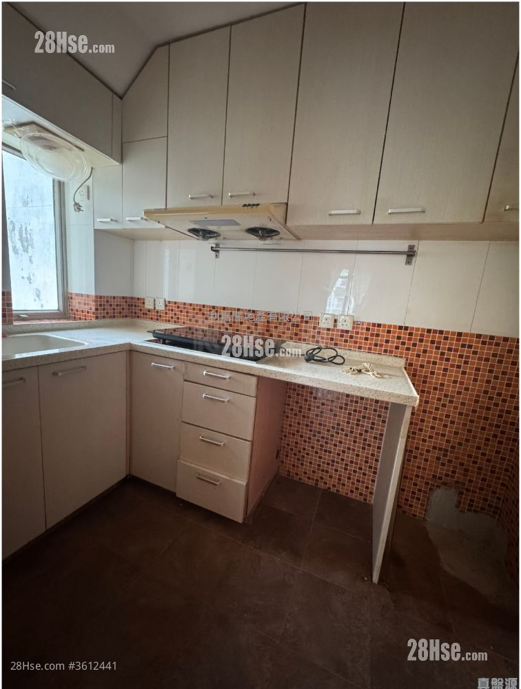 Nan Fung Sun Chuen Sell 2 Bedrooms , 1 Bathroom 391 ft² Nan Fung Sun Chuen Sell 2 Bedrooms , 1 Bathroom 391 ft²