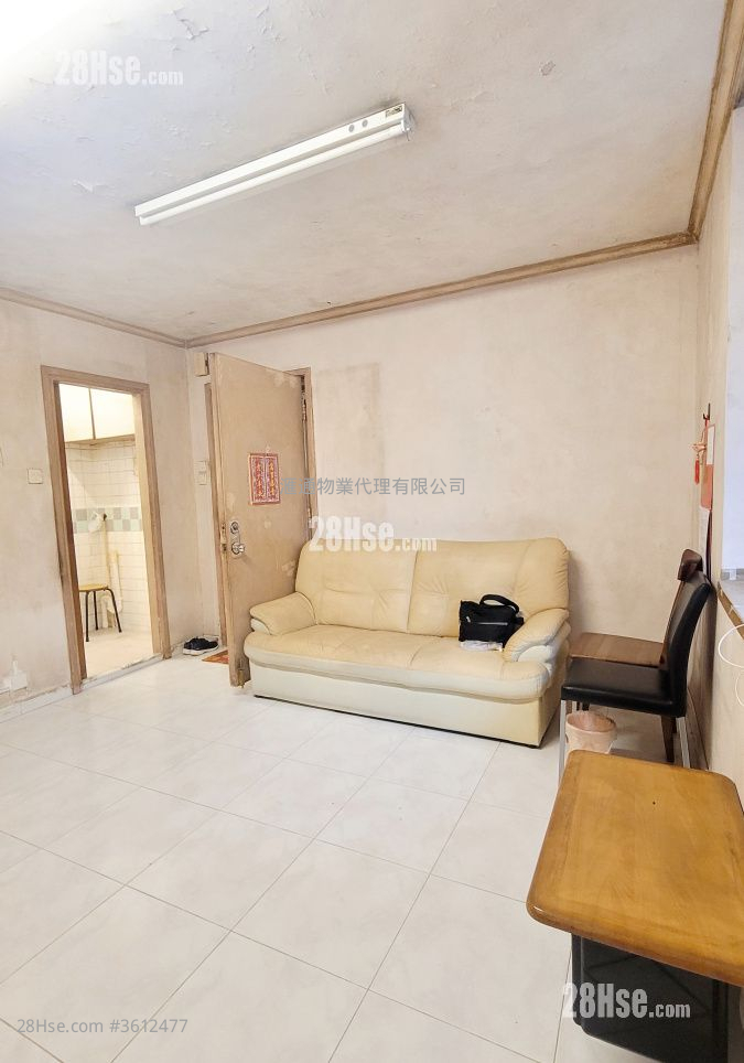 Tung Hei Court Sell 2 Bedrooms , 1 Bathroom 438 ft² Tung Hei Court Sell 2 Bedrooms , 1 Bathroom 438 ft²