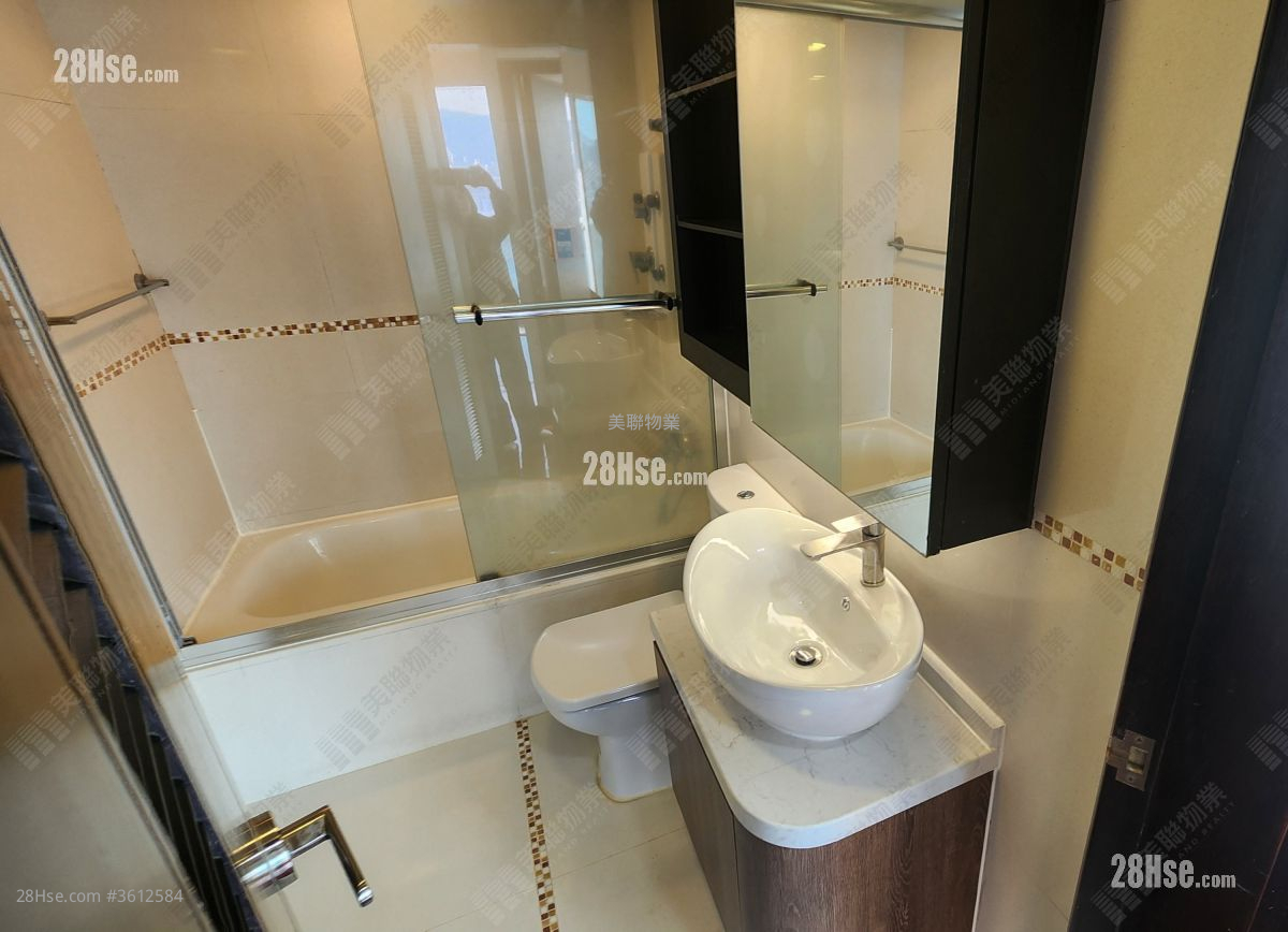 La Costa Sell 2 Bedrooms , 1 Bathroom 466 ft² La Costa Sell 2 Bedrooms , 1 Bathroom 466 ft²