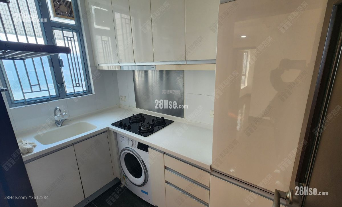 La Costa Sell 2 Bedrooms , 1 Bathroom 466 ft² La Costa Sell 2 Bedrooms , 1 Bathroom 466 ft²