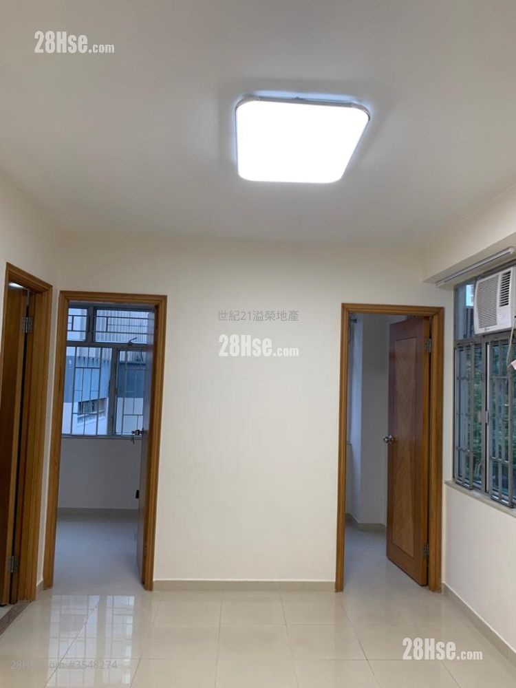 Sun Sing Centre Rental 2 Bedrooms , 1 Bathroom 293 ft²