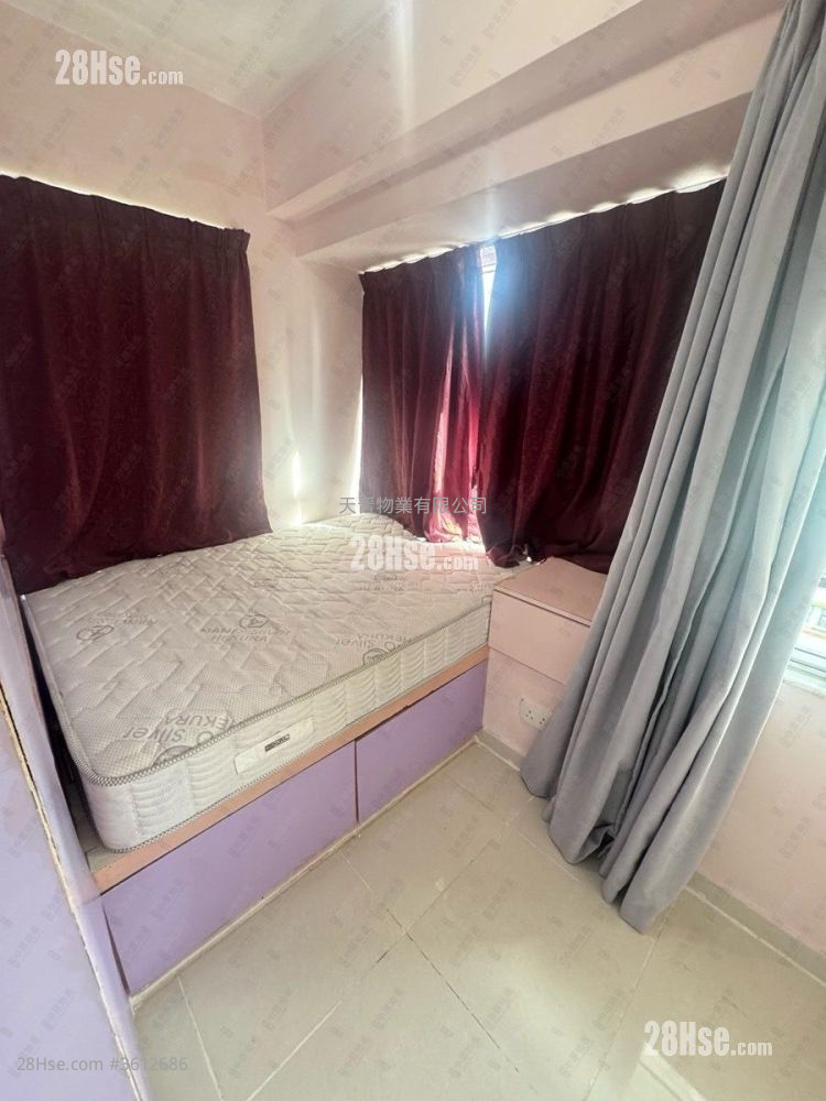 Grandview Garden Sell 3 Bedrooms , 1 Bathroom 449 ft² Grandview Garden Sell 3 Bedrooms , 1 Bathroom 449 ft²