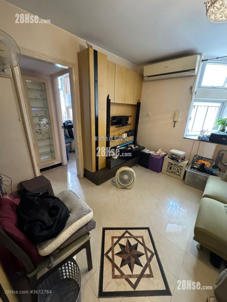 Tung Lam Court Sell 2 Bedrooms , 1 Bathroom 443 ft² Tung Lam Court Sell 2 Bedrooms , 1 Bathroom 443 ft²