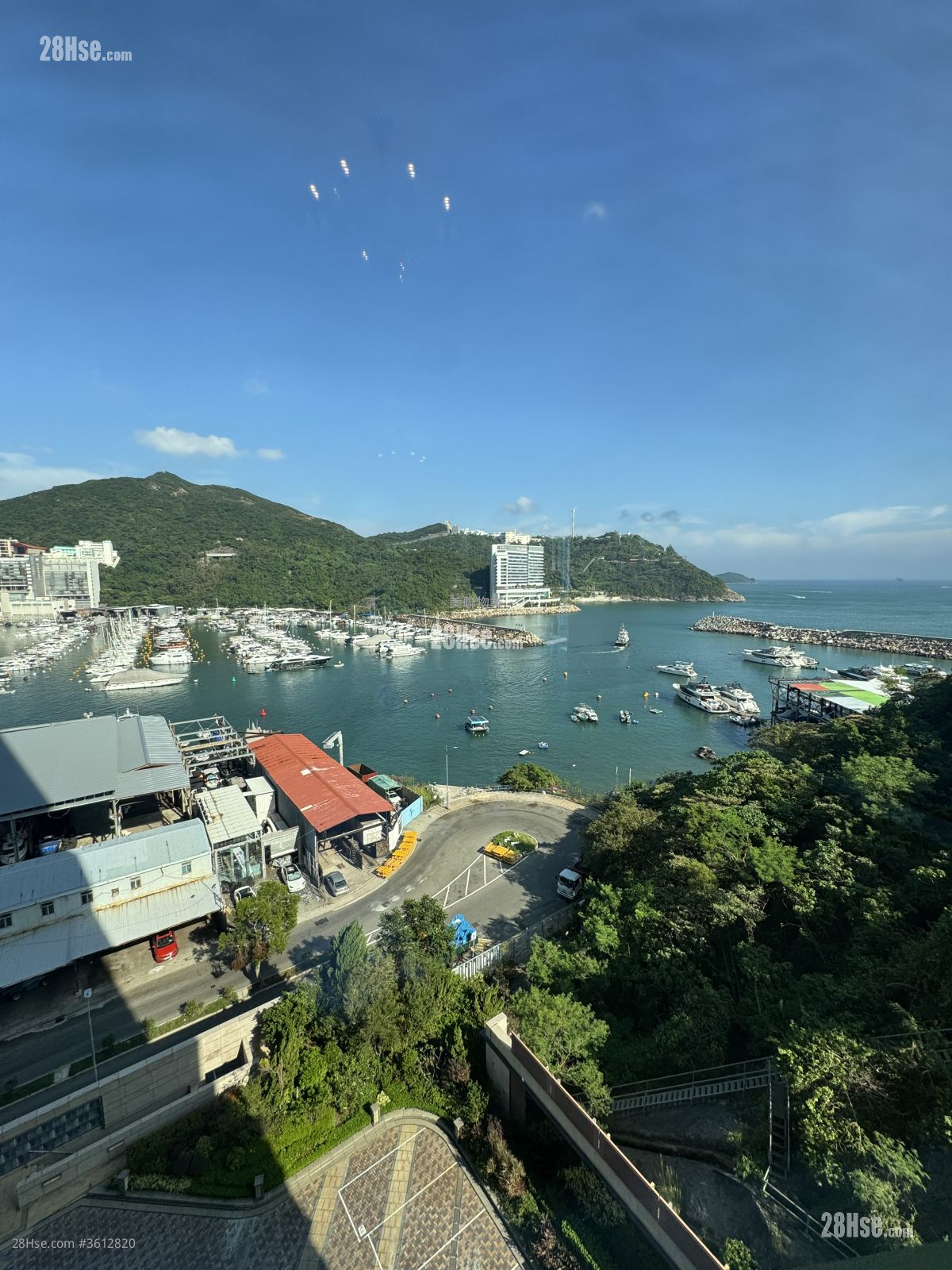 南灣 租盤 3 房 , 3 浴室 1,942 平方呎 南灣 租盤 3 房 , 3 浴室 1,942 平方呎