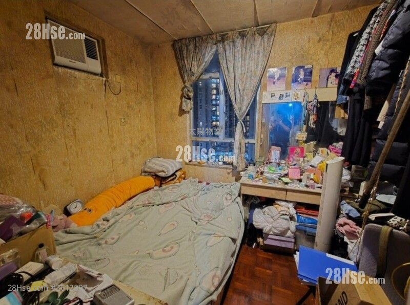 Whampoa Garden Sell 3 Bedrooms 639 ft² Whampoa Garden Sell 3 Bedrooms 639 ft²
