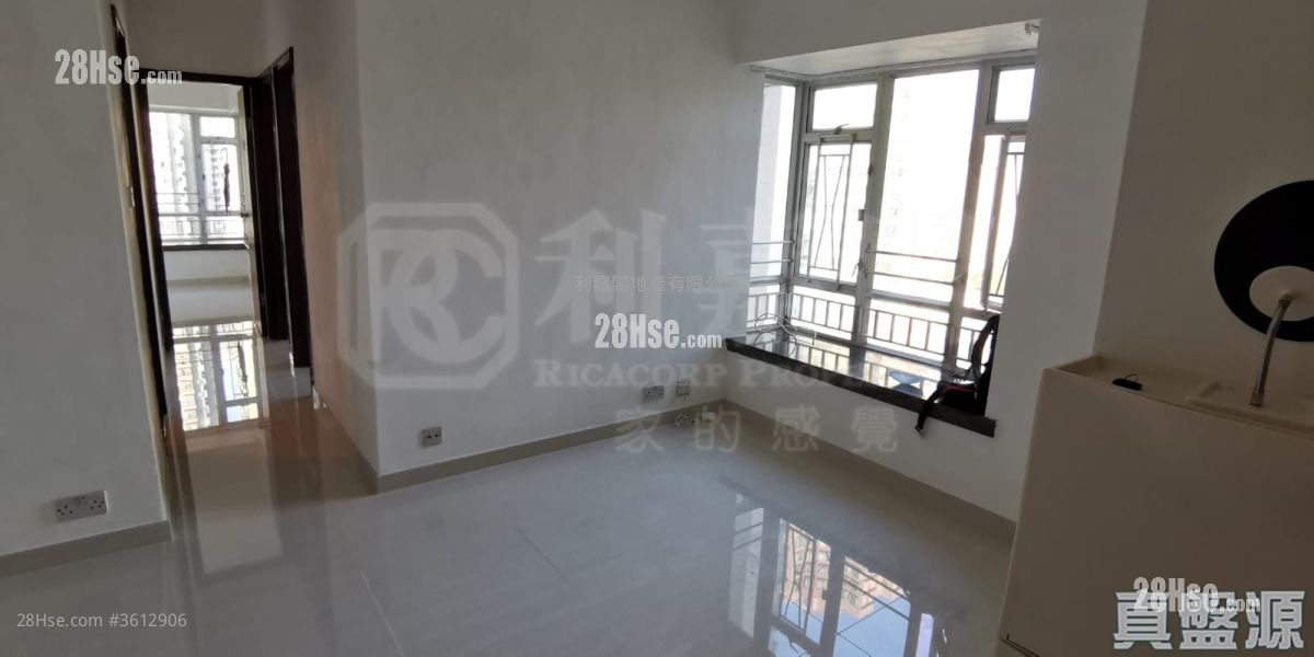 The Metro City Sell 3 Bedrooms , 2 Bathrooms 526 ft² The Metro City Sell 3 Bedrooms , 2 Bathrooms 526 ft²