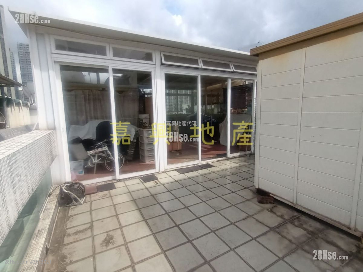 South Hill Villa Sell 3 Bedrooms , 1 Bathroom South Hill Villa Sell 3 Bedrooms , 1 Bathroom