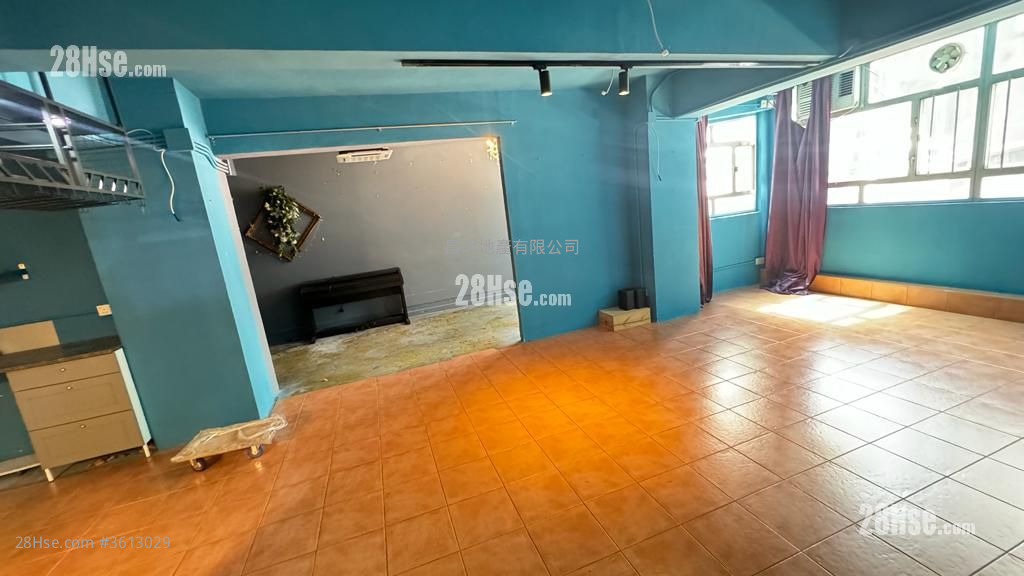 Ernest Court Rental 1 Bathroom 906 ft² Ernest Court Rental 1 Bathroom 906 ft²