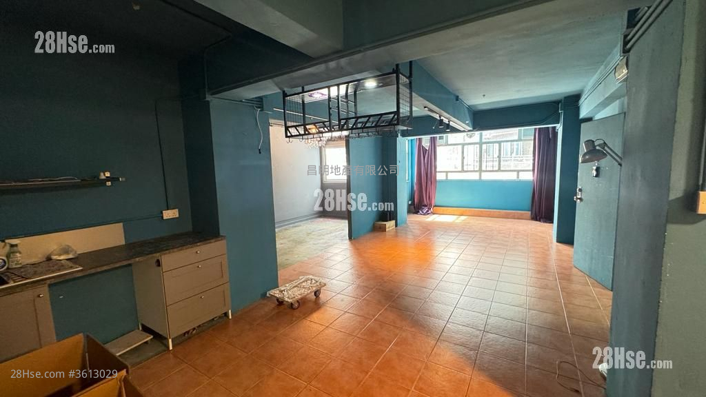 Ernest Court Rental 1 Bathroom 906 ft² Ernest Court Rental 1 Bathroom 906 ft²