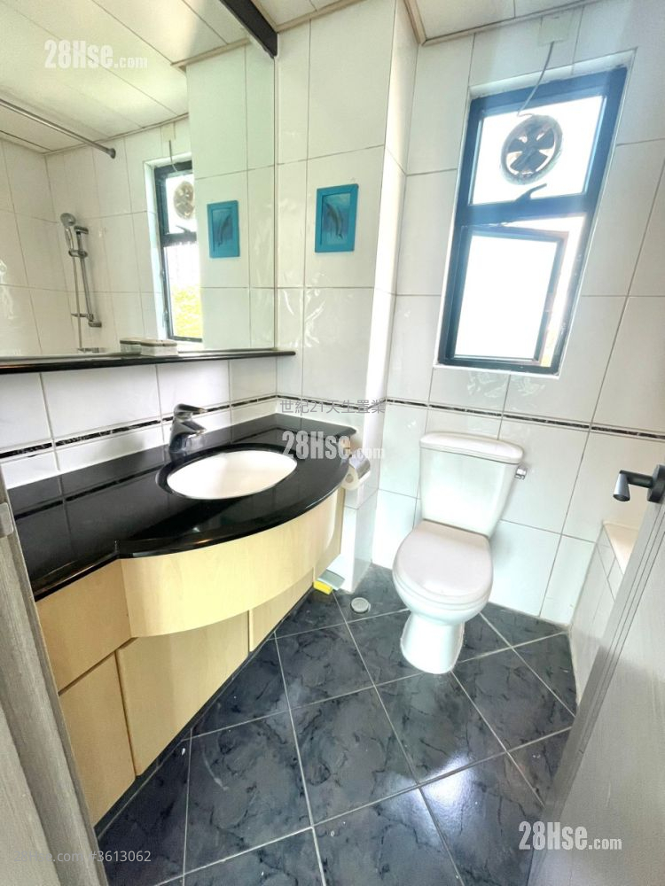 海澄軒 售盤 4 房 , 1 浴室 702 平方呎 海澄軒 售盤 4 房 , 1 浴室 702 平方呎