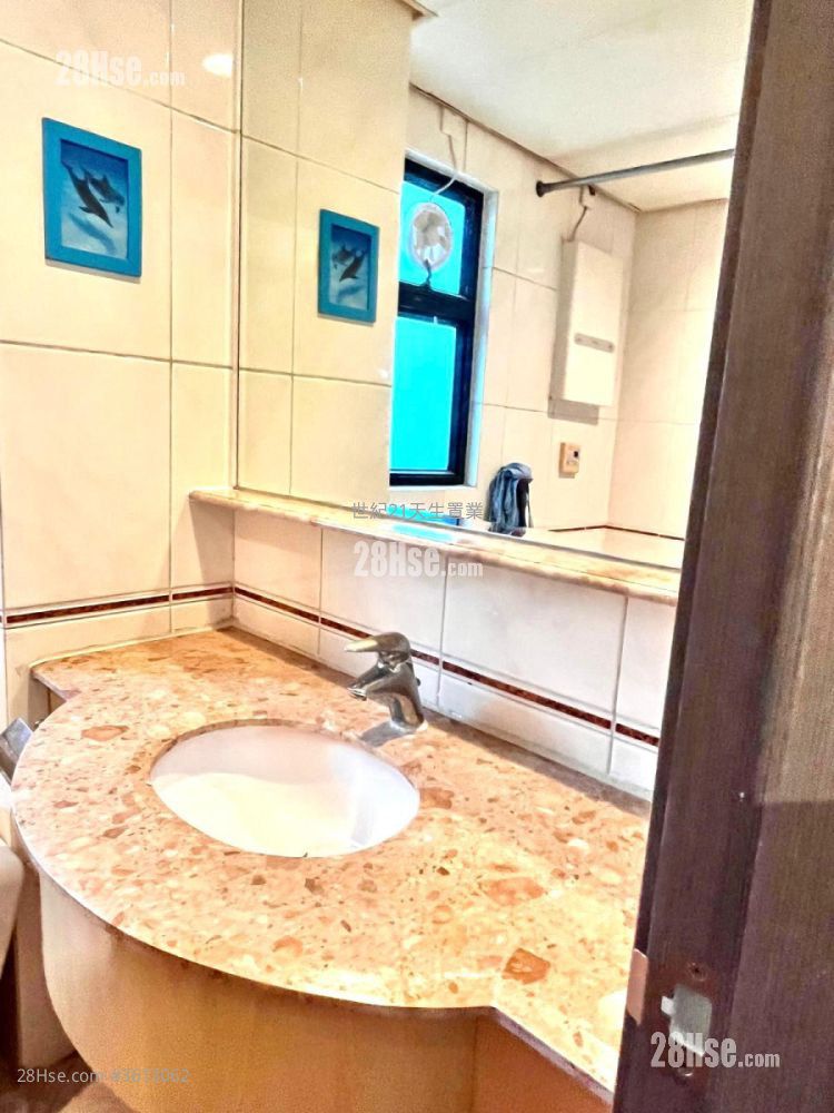 海澄軒 售盤 4 房 , 1 浴室 702 平方呎 海澄軒 售盤 4 房 , 1 浴室 702 平方呎