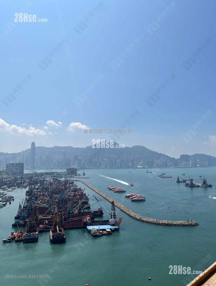 One Silversea Sell 3 Bedrooms , 2 Bathrooms 746 ft² One Silversea Sell 3 Bedrooms , 2 Bathrooms 746 ft²