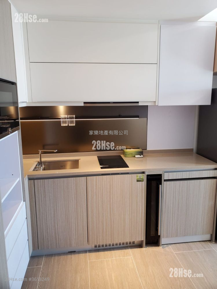 Lime Gala Rental Studio , 1 Bathroom 307 ft² Lime Gala Rental Studio , 1 Bathroom 307 ft²