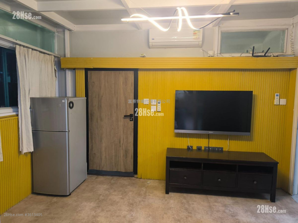 村屋 租盤 2 房 , 1 浴室 653 平方呎 村屋 租盤 2 房 , 1 浴室 653 平方呎