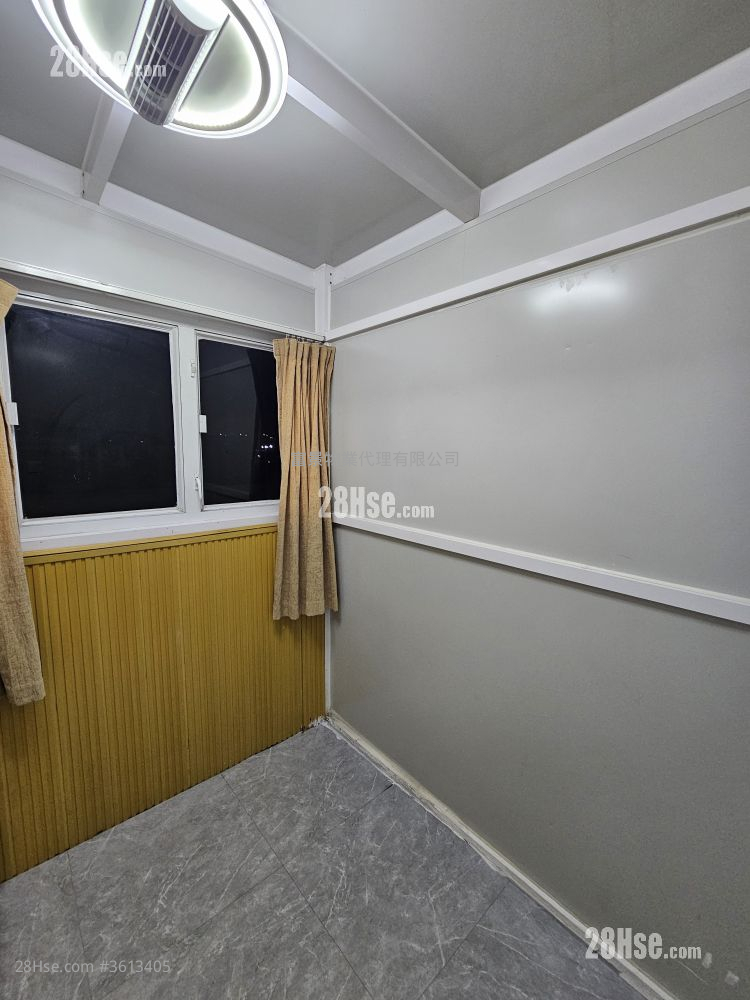 村屋 租盤 2 房 , 1 浴室 653 平方呎 村屋 租盤 2 房 , 1 浴室 653 平方呎