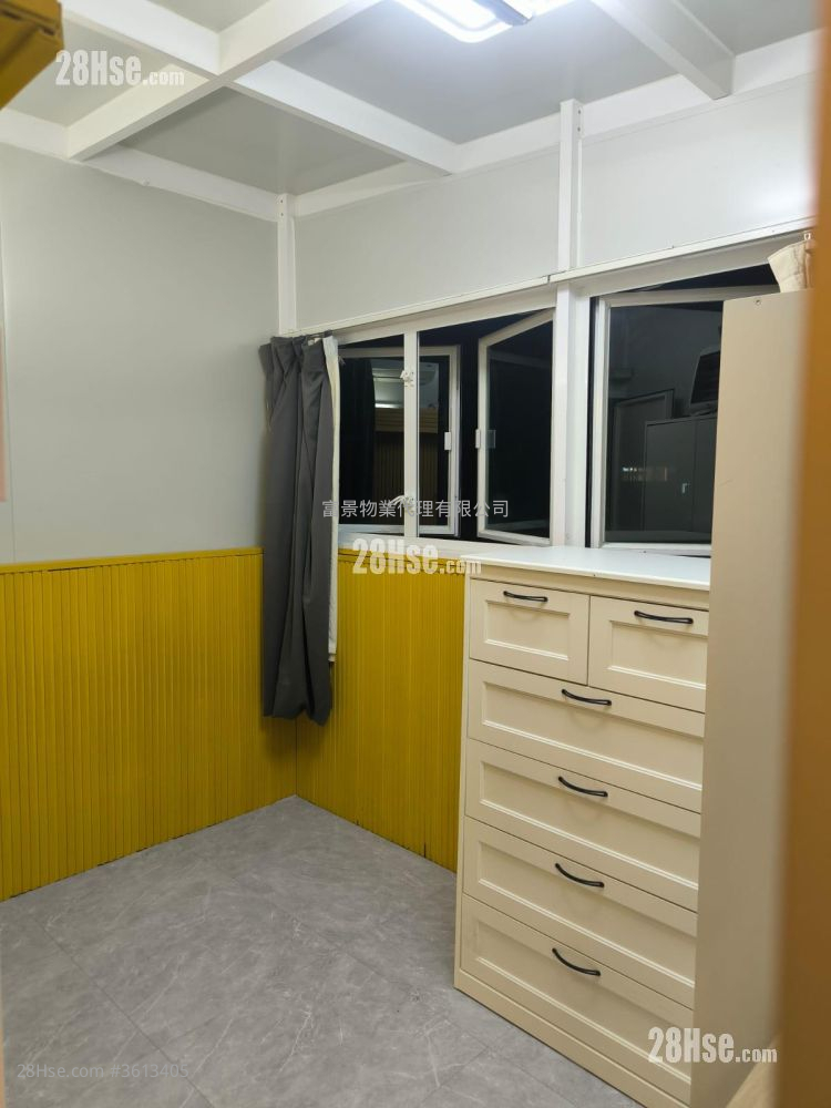 村屋 租盤 2 房 , 1 浴室 653 平方呎 村屋 租盤 2 房 , 1 浴室 653 平方呎