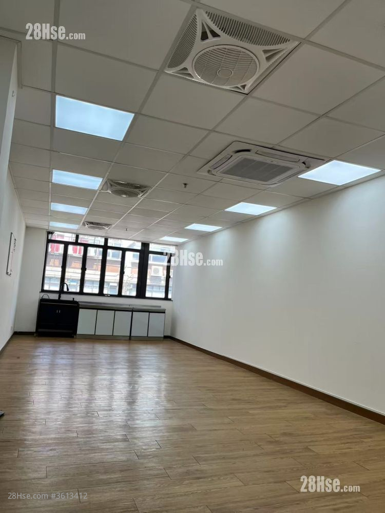 香港紗廠工業大廈5期 租盤 2 廁所 387 平方呎 香港紗廠工業大廈5期 租盤 2 廁所 387 平方呎