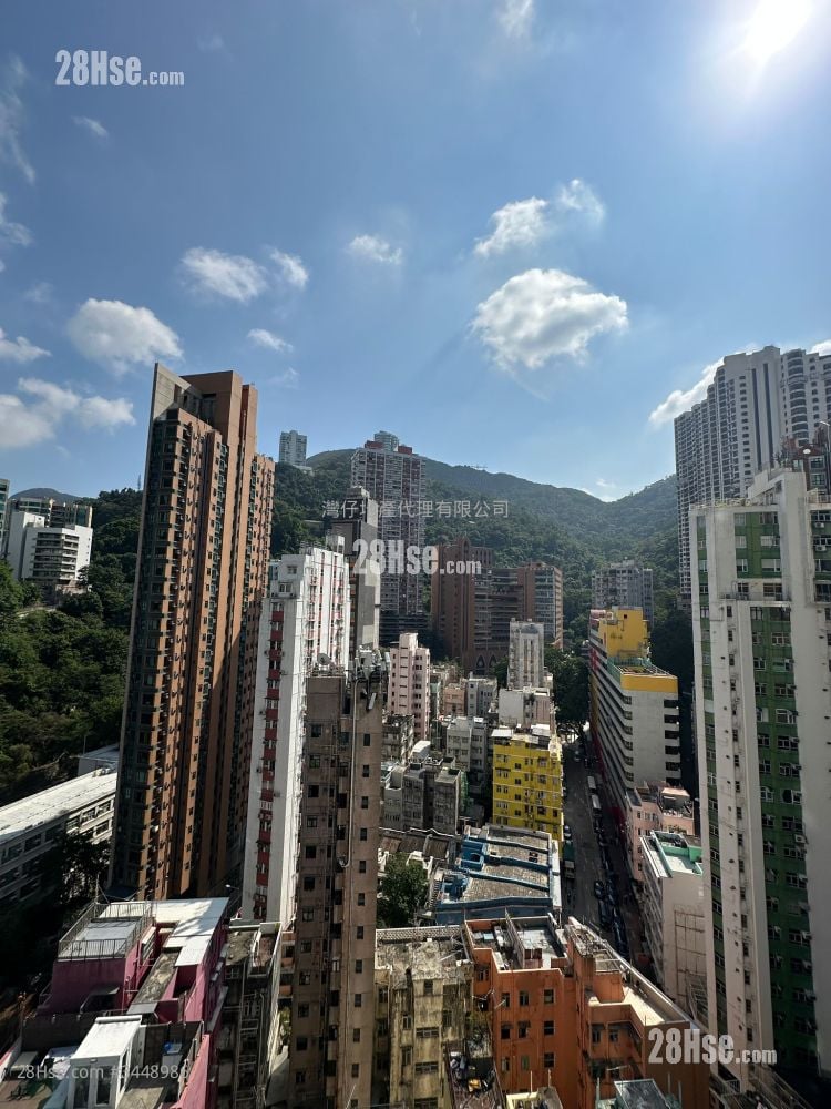 One Wanchai Sell Studio , 1 Bathroom 320 ft²