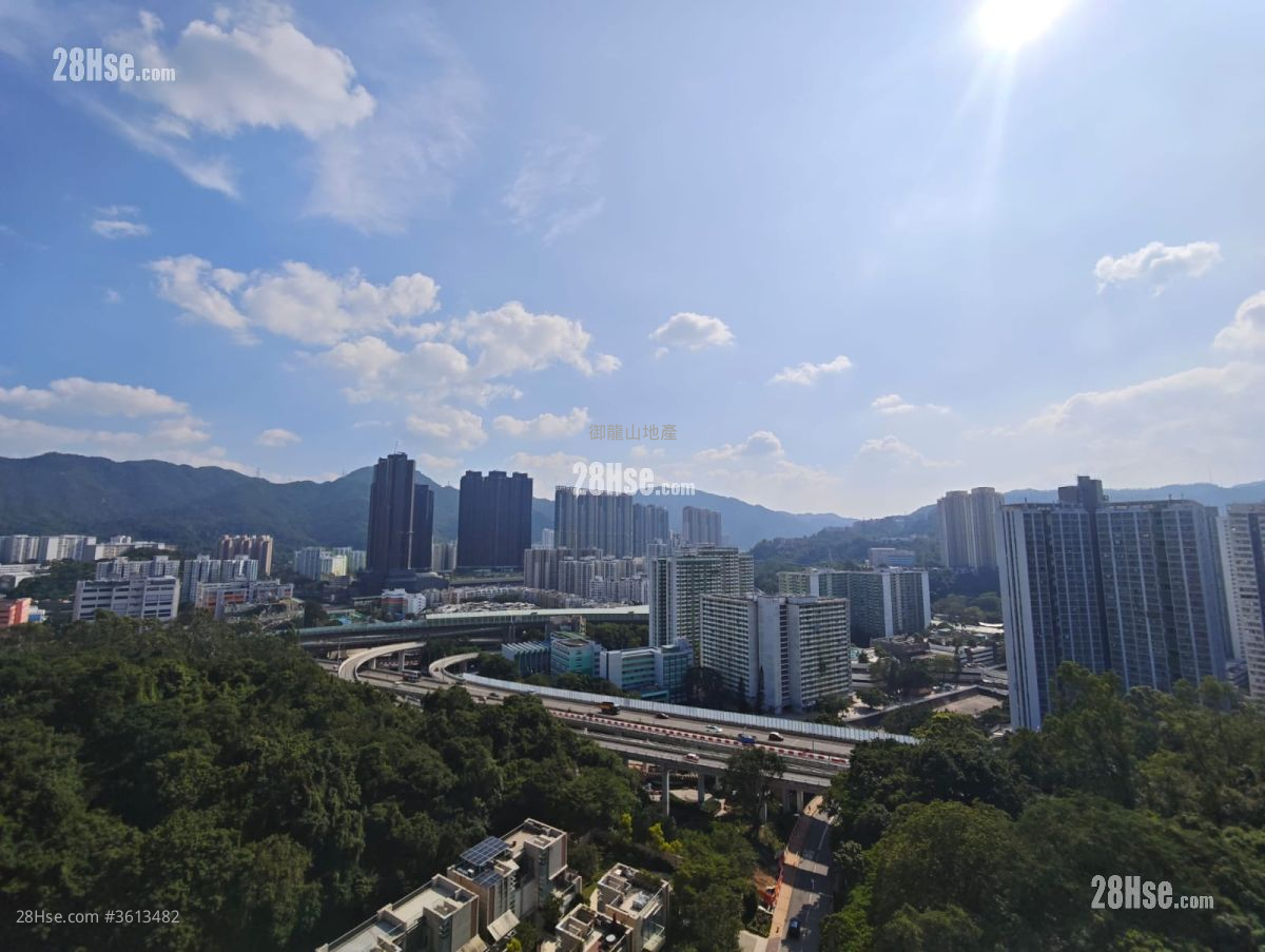 Peak One Sell 4 Bedrooms , 4 Bathrooms 1,380 ft²