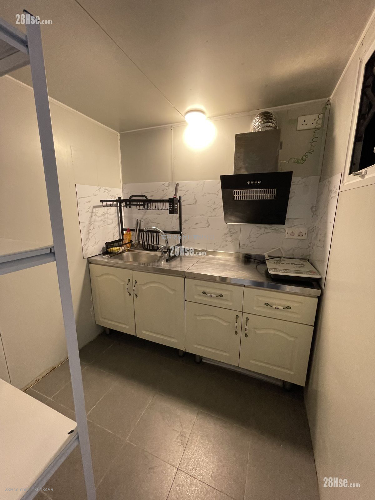 San Hing Tsuen(Tuen Mun) Rental 2 Bedrooms , 1 Bathroom 653 ft² San Hing Tsuen(Tuen Mun) Rental 2 Bedrooms , 1 Bathroom 653 ft²