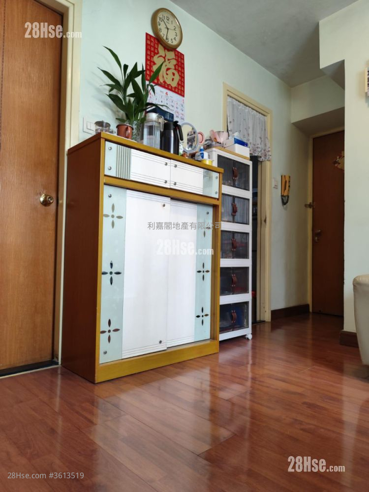 City One Shatin Sell 1 Bedroom , 1 Bathroom 304 ft² City One Shatin Sell 1 Bedroom , 1 Bathroom 304 ft²