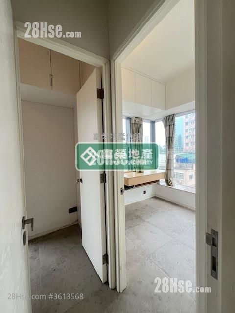 Skypark Sell 1 Bedroom , 1 Bathroom 463 ft² Skypark Sell 1 Bedroom , 1 Bathroom 463 ft²