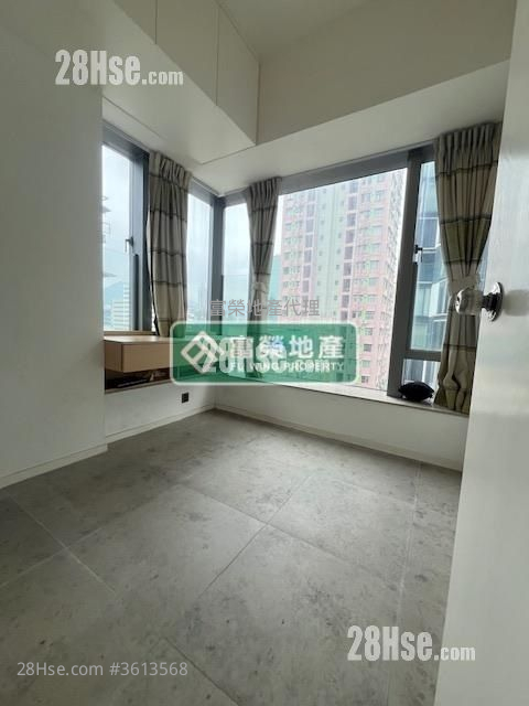 Skypark Sell 1 Bedroom , 1 Bathroom 463 ft² Skypark Sell 1 Bedroom , 1 Bathroom 463 ft²