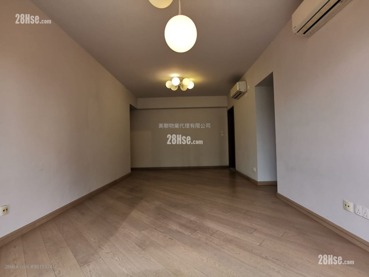 Park Signature Sell 3 Bedrooms , 2 Bathrooms 773 ft² Park Signature Sell 3 Bedrooms , 2 Bathrooms 773 ft²