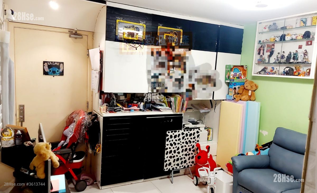 Lai Yan Court Sell 2 Bedrooms 432 ft² Lai Yan Court Sell 2 Bedrooms 432 ft²