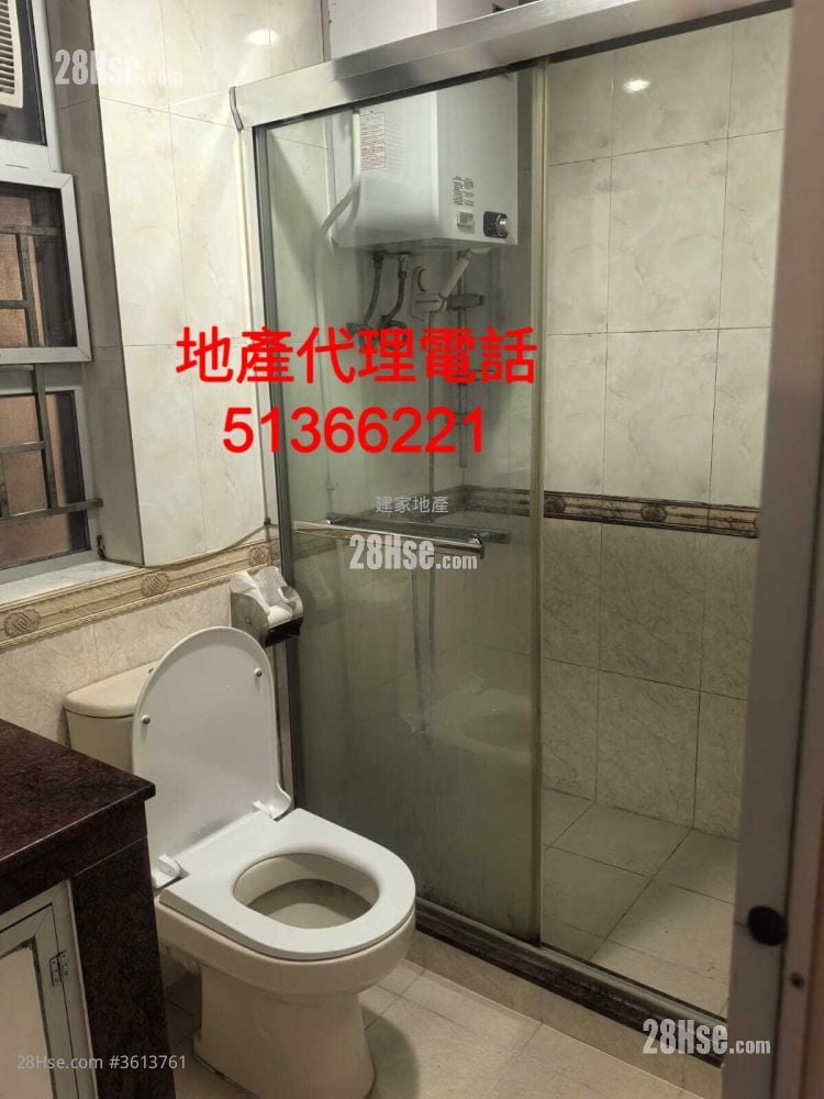 Village Rental 2 Bedrooms , 1 Bathroom 610 ft² Village Rental 2 Bedrooms , 1 Bathroom 610 ft²