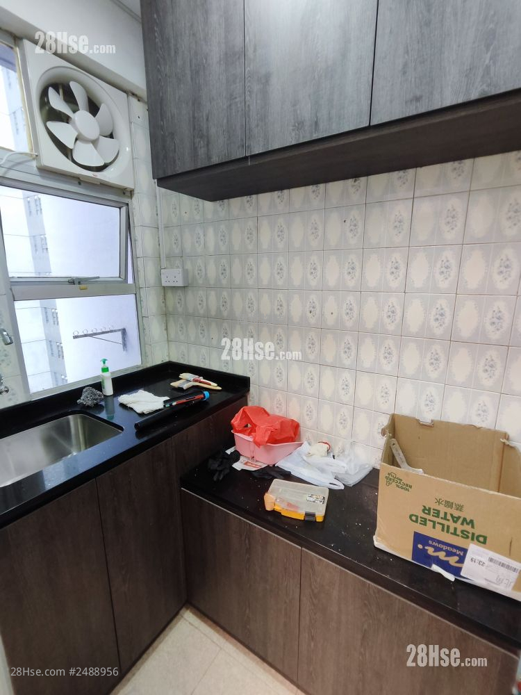Kin Lee Building Rental 2 Bedrooms , 1 Bathroom 355 ft² Kin Lee Building Rental 2 Bedrooms , 1 Bathroom 355 ft²